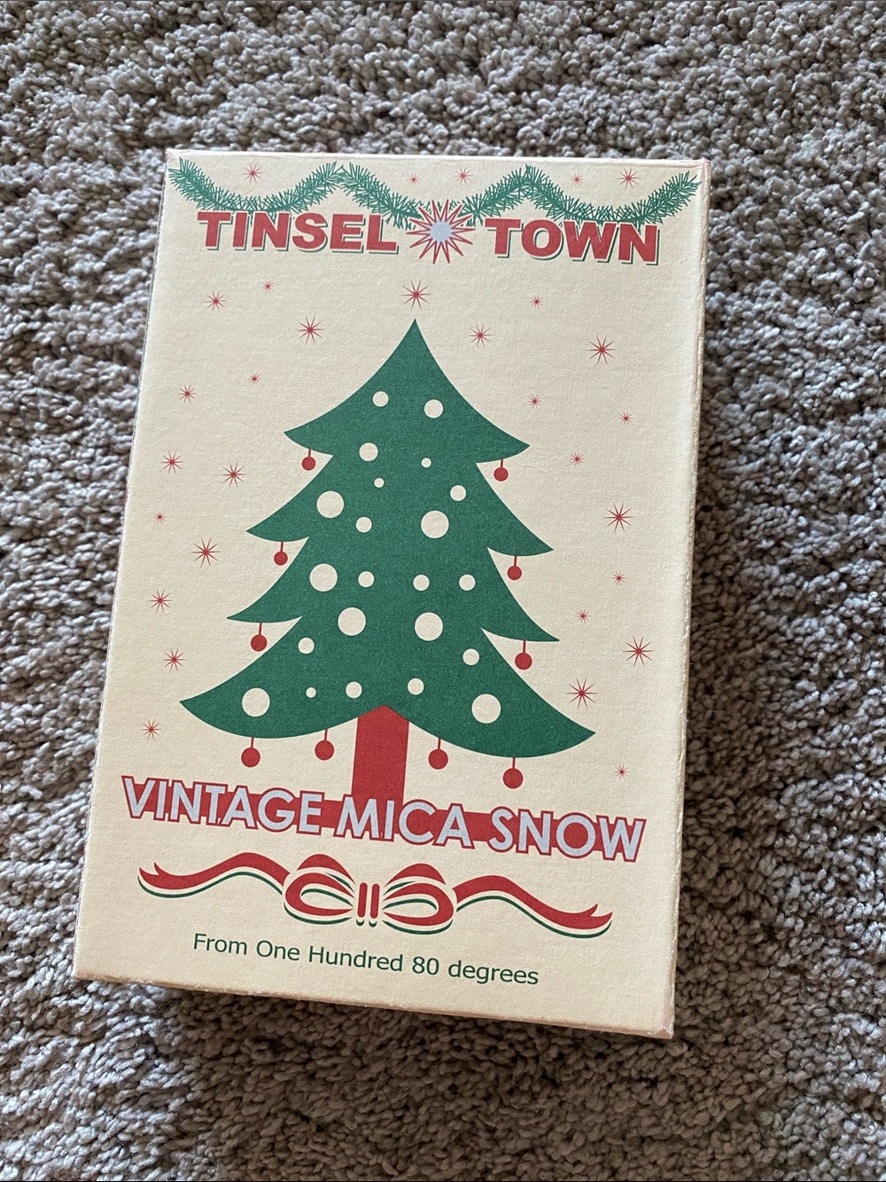 Tinseltown white mica snow